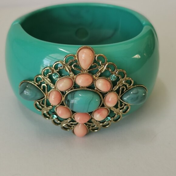 Vintage Turquoise BOHO Lucite Clamper Bangle Bracelet w rhinestones, coral - Picture 2 of 10